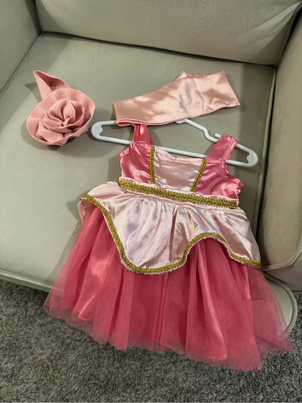 12 different Baby Girls Princess costume bundle